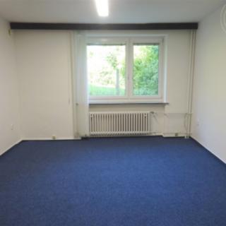 Pronájem kanceláře 20 m² Zlín Louky, Pod Šternberkem