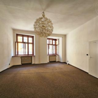 Pronájem bytu 2+1 82 m² Olomouc, Riegrova