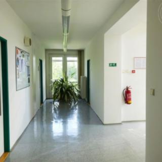 Pronájem kanceláře 20 m² Zlín Louky, Pod Šternberkem