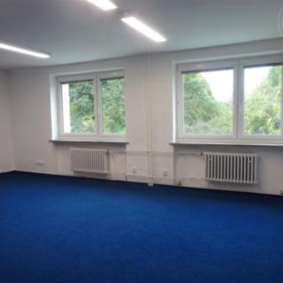 Pronájem kanceláře 36 m² Zlín Louky, Pod Šternberkem