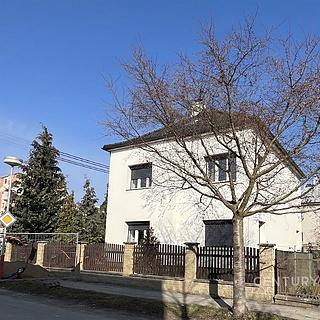 Pronájem bytu 2+1 70 m² Holešov, Havlíčkova