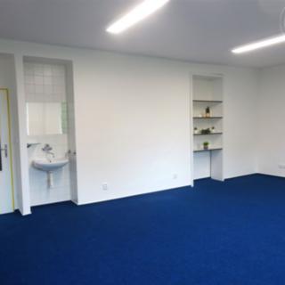 Pronájem kanceláře 36 m² Zlín Louky, Pod Šternberkem