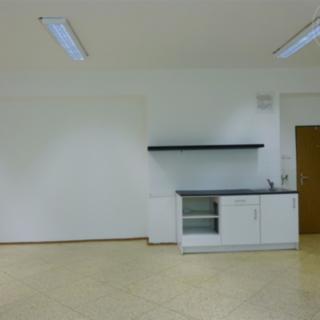 Pronájem skladu 51 m² Zlín, Zarámí