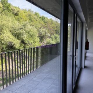 Pronájem obchodu 236 m² Praha Žižkov, Hartigova