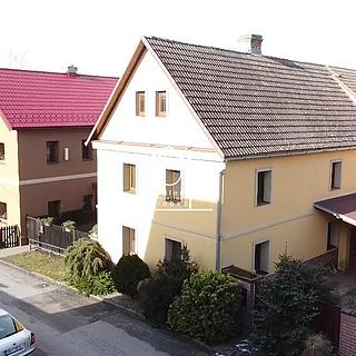 Prodej rodinného domu Holany