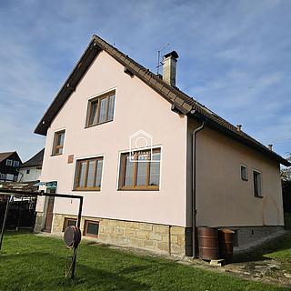 Prodej rodinného domu 190 m² Zákupy