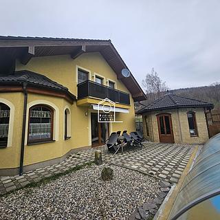 Prodej rodinného domu 280 m² Svor