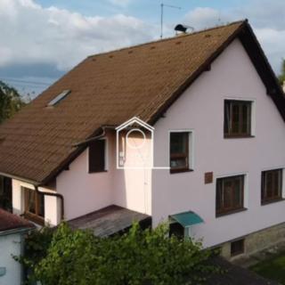 Prodej rodinného domu 190 m² Zákupy