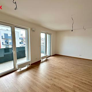 Pronájem bytu 1+kk, garsoniery 38 m² Praha