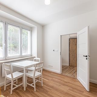Pronájem bytu 1+1 39 m² Praha Veleslavín, Veleslavínská