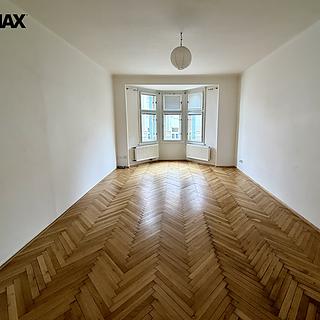 Pronájem bytu 2+kk 77 m² Praha Žižkov, Kubelíkova