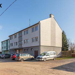 Prodej činžovního domu 373 m&sup2; Úhonice