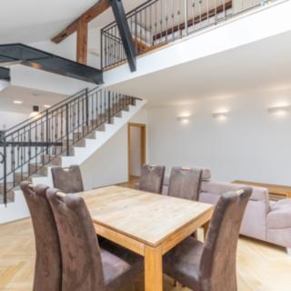 Pronájem bytu 4+kk 188 m² Praha
