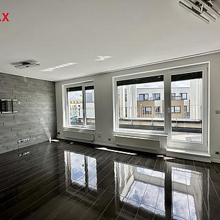 Pronájem bytu 4+kk 114 m² Praha