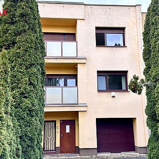 Prodej rodinného domu 185 m&sup2; Praha