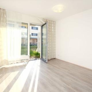 Pronájem bytu 2+kk 53 m² Praha