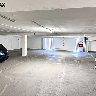 Prodej garáže 12 m² Praha Podolí, Pod Klaudiánkou