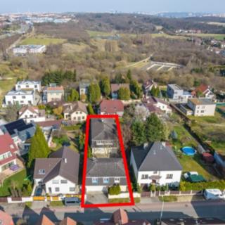 Prodej rodinného domu 445 m² Praha