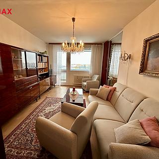 Prodej bytu 3+1 66 m² Praha Prosek, Vysočanská