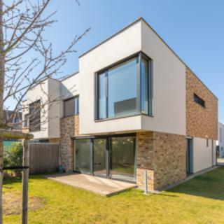 Pronájem rodinného domu 170 m² Praha