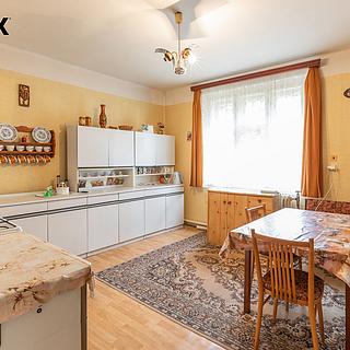 Prodej rodinného domu 345 m&sup2; Krušovice