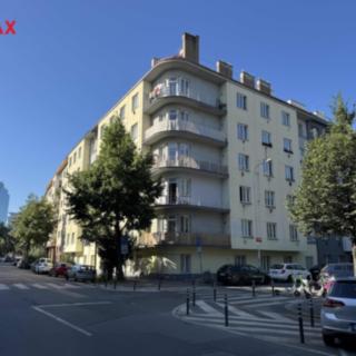 Pronájem bytu 2+1 42 m² Praha Holešovice, Jankovcova