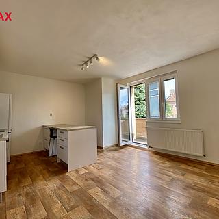 Pronájem bytu 2+kk 38 m² Praha Smíchov, U Šalamounky