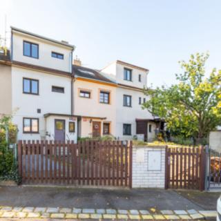 Pronájem rodinného domu 160 m² Praha Záběhlice, Pivoňková