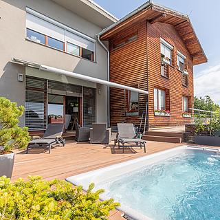 Prodej vily 301 m² Beroun Beroun-Město, Pod Dědem