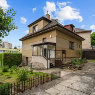 Prodej rodinného domu 182 m² Praha