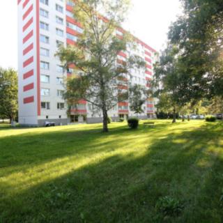 Pronájem bytu 1+kk, garsoniery 34 m² Hradec Králové
