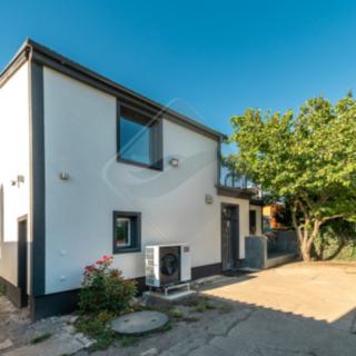 Prodej rodinného domu 213 m² Kojetice, Ke kněžihorce