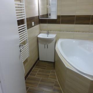 Pronájem bytu 2+1 61 m² Sokolov