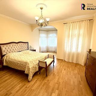 Prodej rodinného domu 500 m² Chodov, Nejdecká