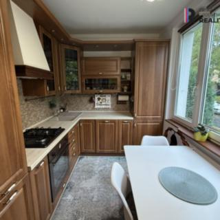 Pronájem bytu 3+1 60 m² Sokolov, Seifertova
