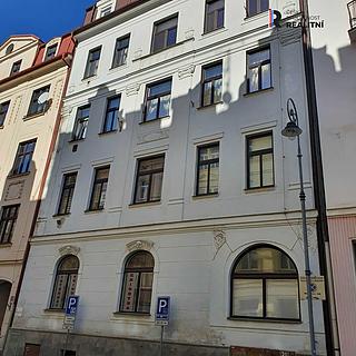 Pronájem bytu 3+1 100 m² Karlovy Vary, Raisova