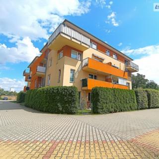Pronájem bytu 2+kk 57 m² Praha Dubeč, Winklerova