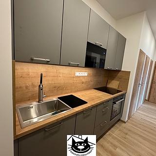 Pronájem bytu 2+kk 62 m&sup2; Praha