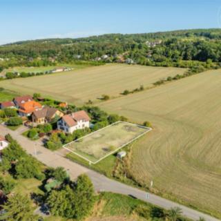 Prodej stavební parcely 899 m² Praha Lipence, Českého červeného kříže