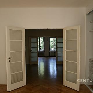 Pronájem bytu 4+1 93 m² Praha Nové Město, Lannova