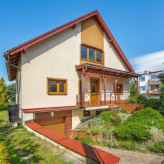 Prodej rodinného domu 275 m² Jesenice, V Lázních