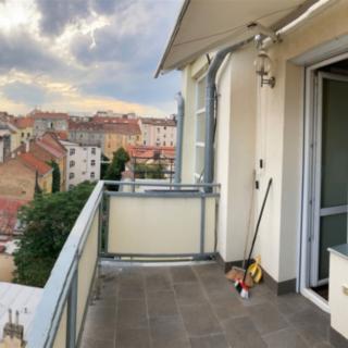 Pronájem bytu 1+kk, garsoniery 35 m² Praha