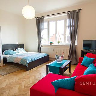 Pronájem bytu 1+kk, garsoniery 32 m² Praha