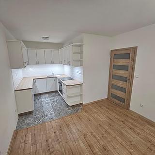 Pronájem bytu 2+kk 42 m&sup2; Litoměřice