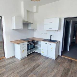 Pronájem bytu 2+1 76 m² Cheb, Evropská