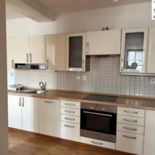 Pronájem bytu 3+1 160 m² Sokolov, Staré náměstí