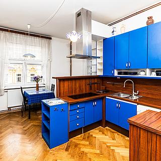 Pronájem bytu 3+1 114 m² Cheb, Májová