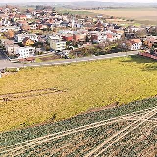 Prodej stavební parcely 645 m² Služovice