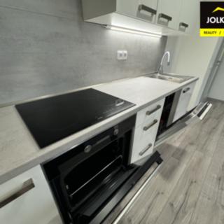 Pronájem bytu 1+kk, garsoniery, 32m²