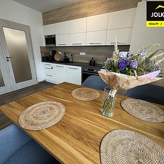 Pronájem bytu 2+kk 56 m&sup2; Opava